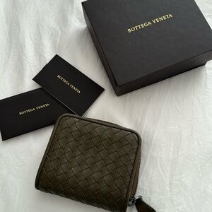 Bottega Veneta small zippy wallet